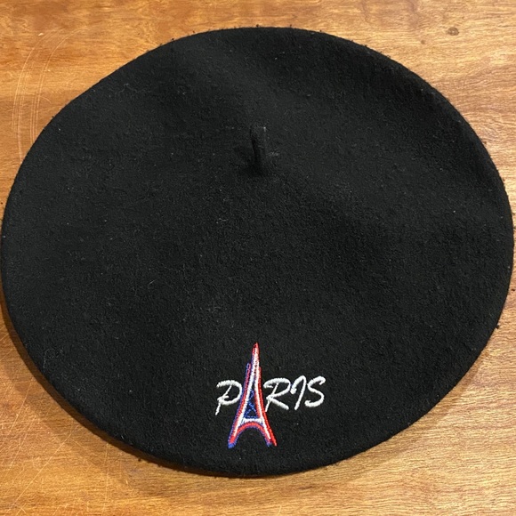 Black French beret wool PARIS Eiffel Tower France - Picture 4 of 16